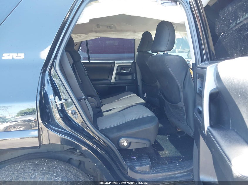 2022 Toyota 4runner VIN JTEMU5JR6N6076807 IAAI salvage auction — SIDE, Clear (Hawaii), sold $10,100 on 2026-07-28 (photo 8)