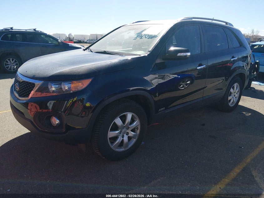 2013 Kia Sorento VIN 5XYKTCA65DG313422 IAAI salvage auction — THEFT, Other, sold $575 on 2026-07-28 (photo 2)