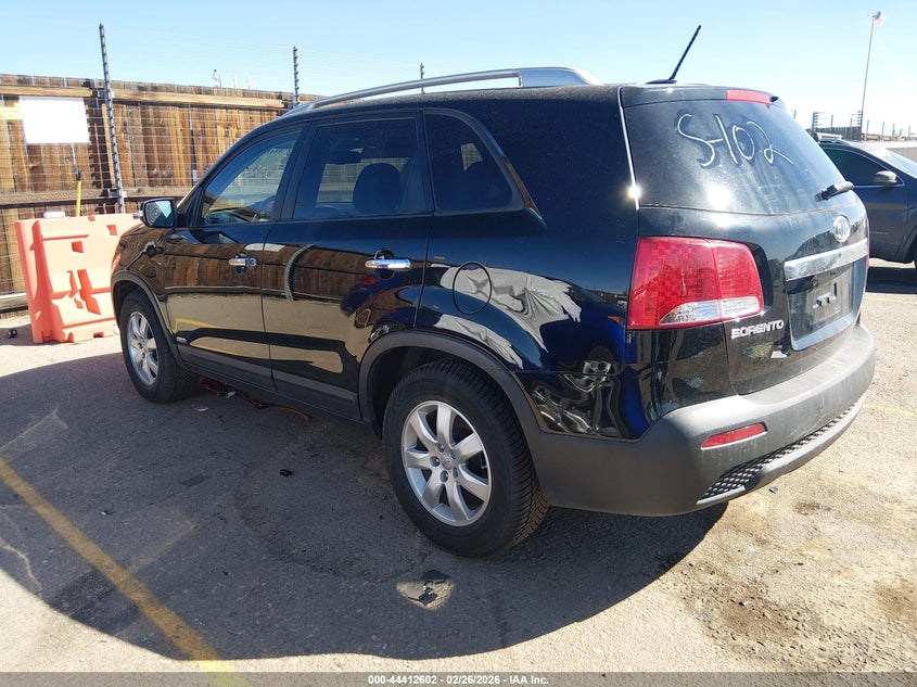 2013 Kia Sorento VIN 5XYKTCA65DG313422 IAAI salvage auction — THEFT, Other, sold $575 on 2026-07-28 (photo 3)
