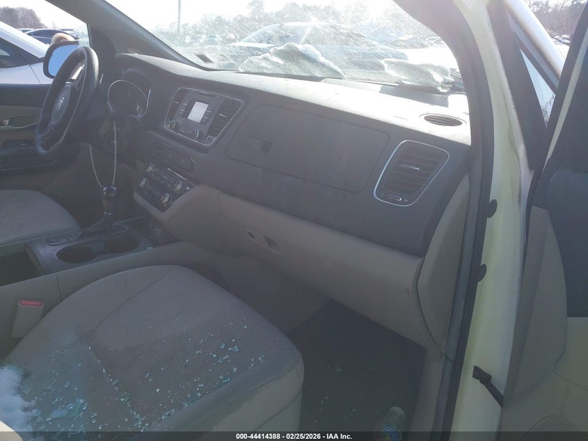 2016 Kia SEDONA VIN KNDMB5C10G6121549 IAAI salvage auction — FRONT END, Other, sold $1,550 on 2026-07-07 (photo 5)