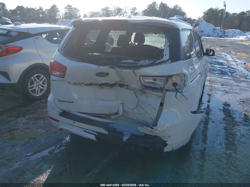 2016 Kia SEDONA VIN KNDMB5C10G6121549 IAAI salvage auction — FRONT END, Other, sold $1,550 on 2026-07-07 (photo 6)