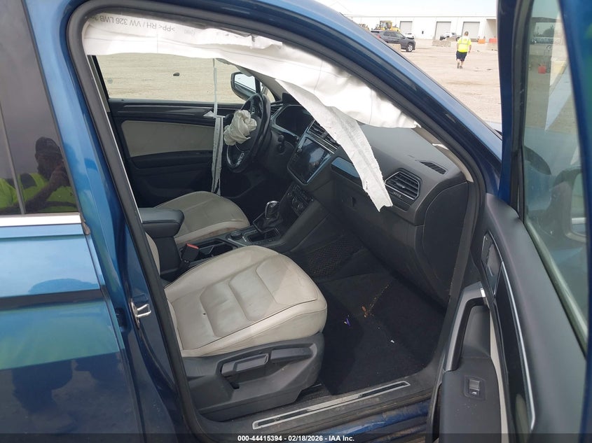 2018 Volkswagen Tiguan VIN 3VV4B7AX4JM012040 IAAI salvage auction — FRONT END, Salvage (Texas), sold $2,050 on 2026-07-29 (photo 5)