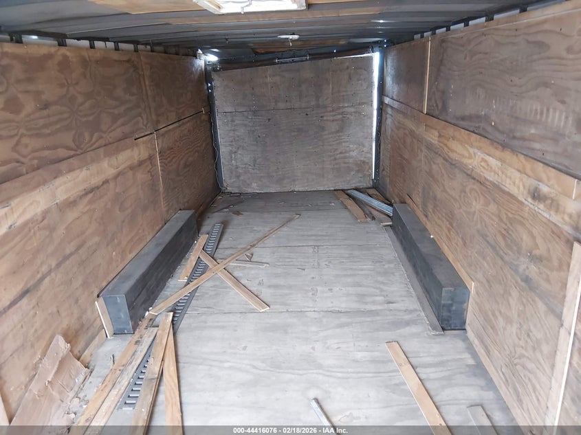 2020 Deep south cargo Car hauler VIN 7JKBC242XLH002450 IAAI salvage auction — ALL OVER, Non-Repairable (Texas), sold $75 on 2026-07-07 (photo 8)