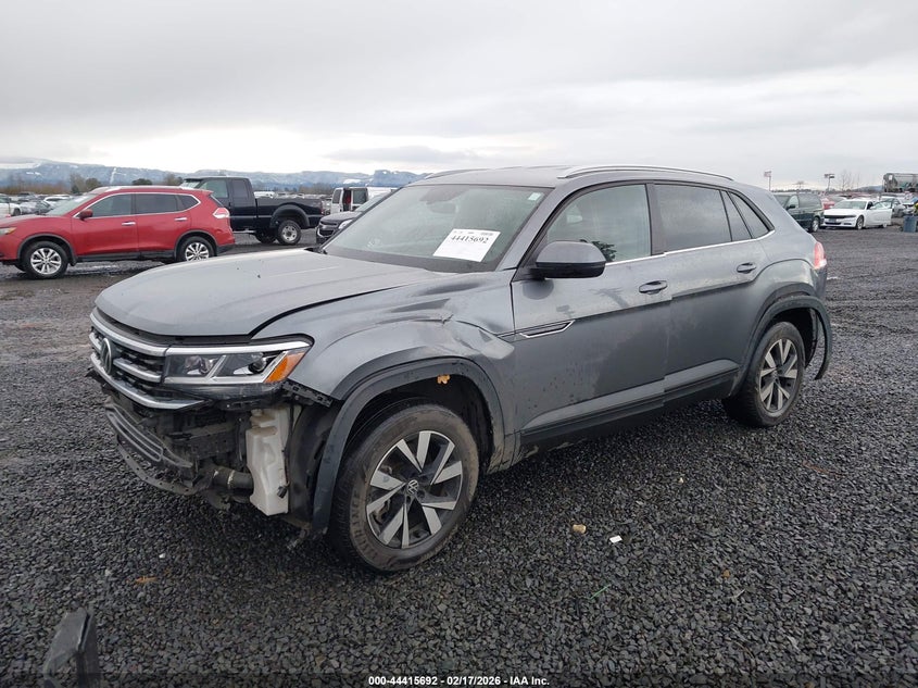 2022 Volkswagen Atlas cross sport VIN 1V2LC2CAXNC218505 IAAI salvage auction — SIDE, Salvage Title, sold $7,100 on 2026-07-10 (photo 2)