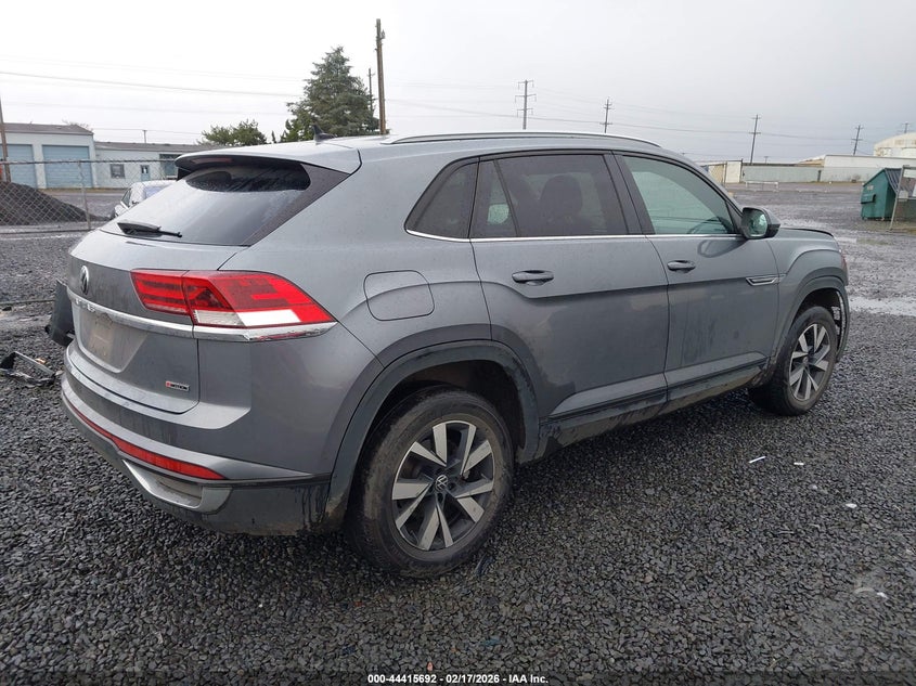 2022 Volkswagen Atlas cross sport VIN 1V2LC2CAXNC218505 IAAI salvage auction — SIDE, Salvage Title, sold $7,100 on 2026-07-10 (photo 4)