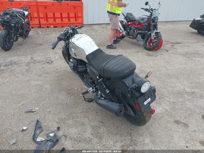 2025 Moto guzzi VIN ZGUKZUA02SM001745 IAAI salvage auction — UNKNOWN, Salvage (Texas), sold $600 on 2026-07-08 (photo 3)