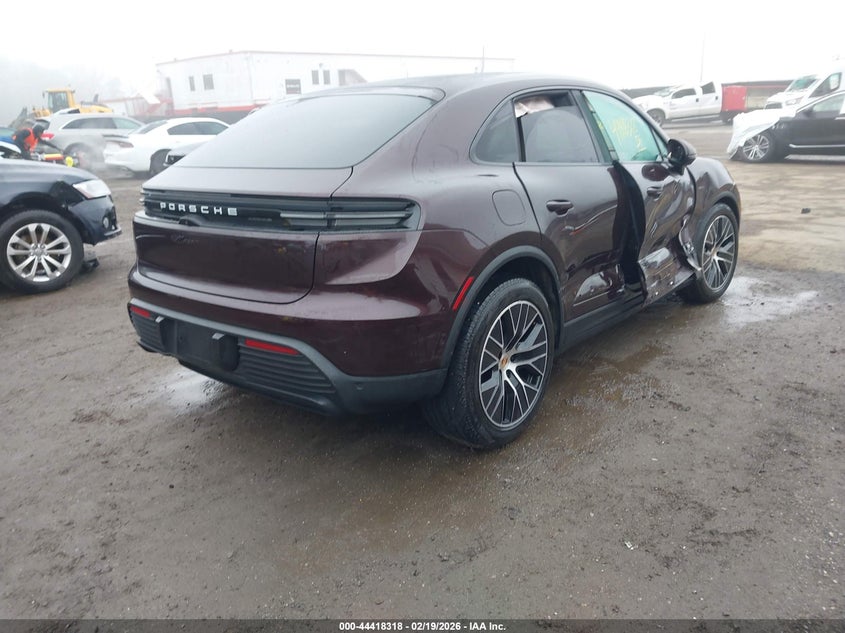 2025 Porsche Macan VIN WP1AD2XA3SL076473 IAAI salvage auction — FRONT END, Salvage - Greater Than 75% (Maryland), sold $21,450 on 2026-07-08 (photo 4)