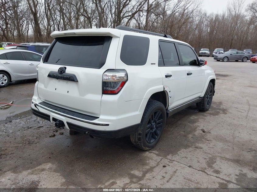 2021 Toyota 4runner VIN JTEJU5JRXM5961681 IAAI salvage auction — LEFT SIDE, Clear (Kansas), sold $15,150 on 2026-07-15 (photo 4)