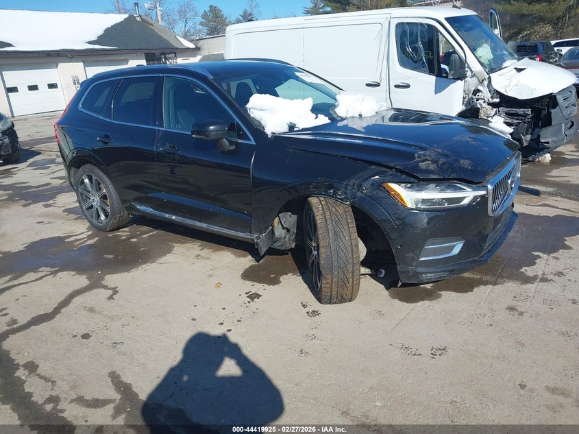 2018 Volvo Xc60 VIN LYVA22RL0JB122756 IAAI salvage auction — SIDE, Salvage Title, sold $5,900 on 2026-07-20 (photo 1)
