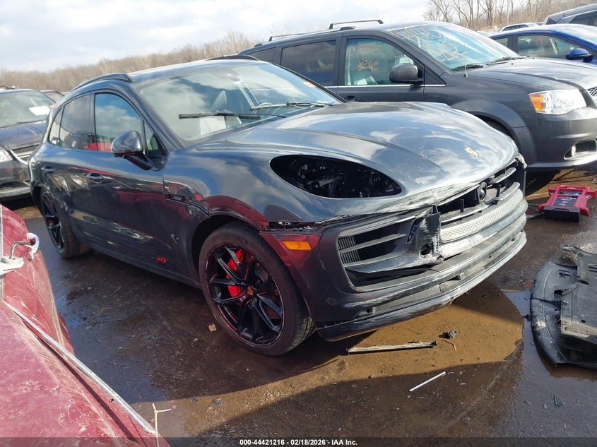 2024 Porsche Macan VIN WP1AF2A58RLB56919 — IAAI salvage auction photo