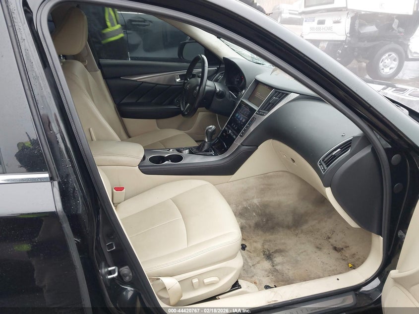 2017 Infiniti Q50 VIN JN1EV7AR3HM838298 IAAI salvage auction — THEFT, Salvage (Pennsylvania), sold $2,900 on 2026-07-09 (photo 5)