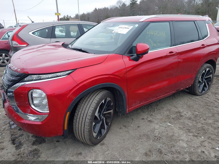 2022 Mitsubishi Outlander VIN JA4J4VA88NZ081918 IAAI salvage auction — FRONT & REAR, Salvage Title, sold $3,950 on 2026-07-28 (photo 2)