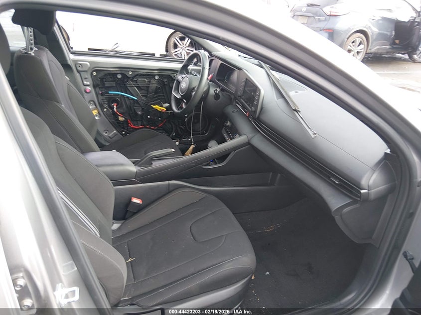 2025 Hyundai Elantra VIN KMHLM4DG4SU874892 IAAI salvage auction — FRONT END, Salvage (New Jersey), sold $6,550 on 2026-07-20 (photo 5)