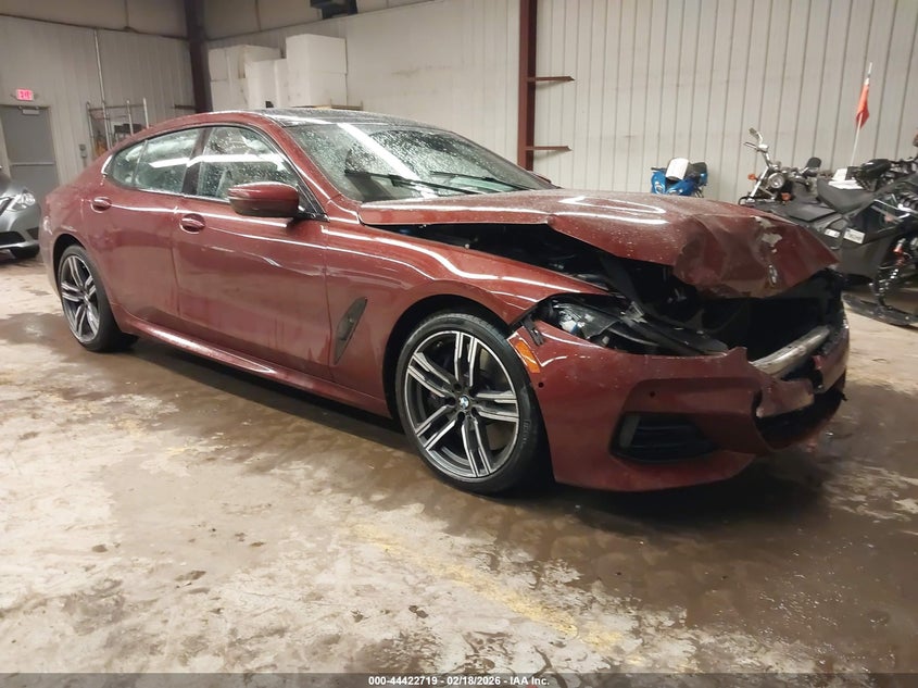 2025 BMW 8er VIN WBAGV4C09SCS58003 — IAAI salvage auction photo