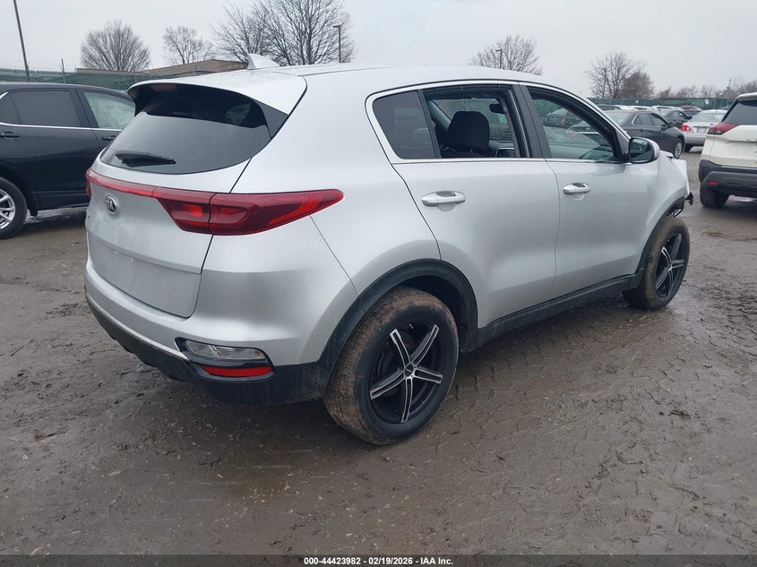 2020 Kia Sportage VIN KNDPM3ACXL7757058 IAAI salvage auction — THEFT, Salvage (Pennsylvania), sold $3,900 on 2026-07-31 (photo 4)