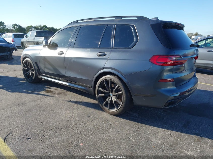 2021 BMW X7 VIN 5UXCX6C04M9E90131 IAAI salvage auction — RIGHT SIDE, Salvage Title, sold $20,800 on 2026-07-30 (photo 3)