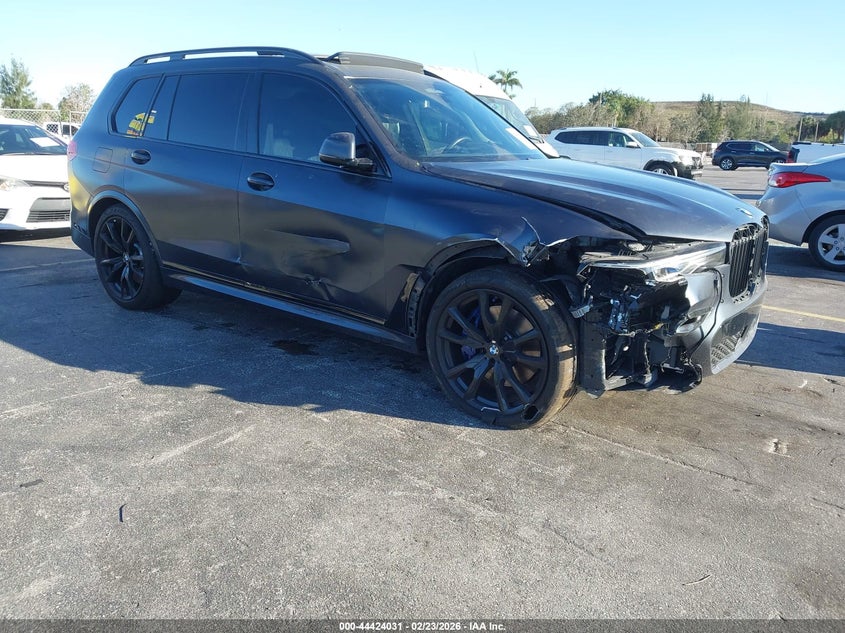 2021 BMW X7 VIN 5UXCX6C04M9E90131 IAAI salvage auction — RIGHT SIDE, Salvage Title, sold $20,800 on 2026-07-30 (photo 6)
