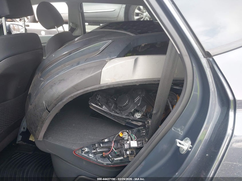 2021 Hyundai Tucson VIN KM8J3CAL3MU398370 IAAI salvage auction — FRONT & REAR, Salvage Title, sold $4,950 on 2026-07-14 (photo 8)
