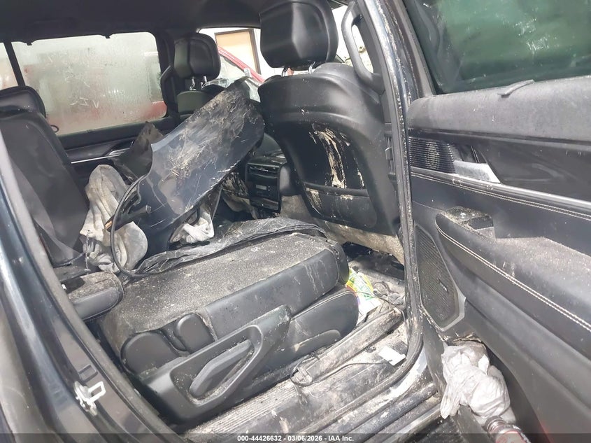 2022 Jeep VIN 1C4SJVATXNS206353 IAAI salvage auction — FRONT END, Salvage Title, sold $1,100 on 2026-07-19 (photo 8)