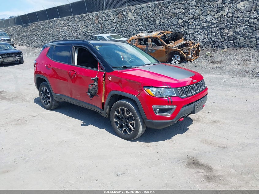 2021 Jeep Compass VIN 3C4NJDDB5MT571627 IAAI salvage auction — SIDE, Salvage Title, sold $2,450 on 2026-07-23 (photo 1)