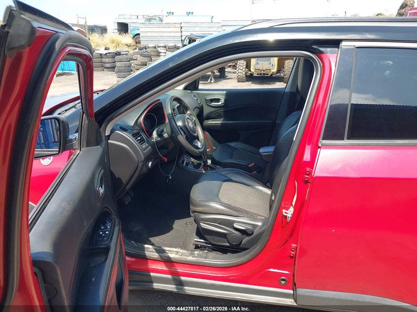 2021 Jeep Compass VIN 3C4NJDDB5MT571627 IAAI salvage auction — SIDE, Salvage Title, sold $2,450 on 2026-07-23 (photo 5)
