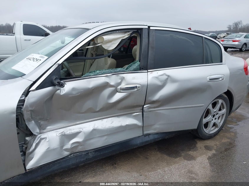 2003 Infiniti G VIN JNKCV51E63M310137 IAAI salvage auction — LEFT SIDE, Clear (Indiana), sold $275 on 2026-07-23 (photo 6)