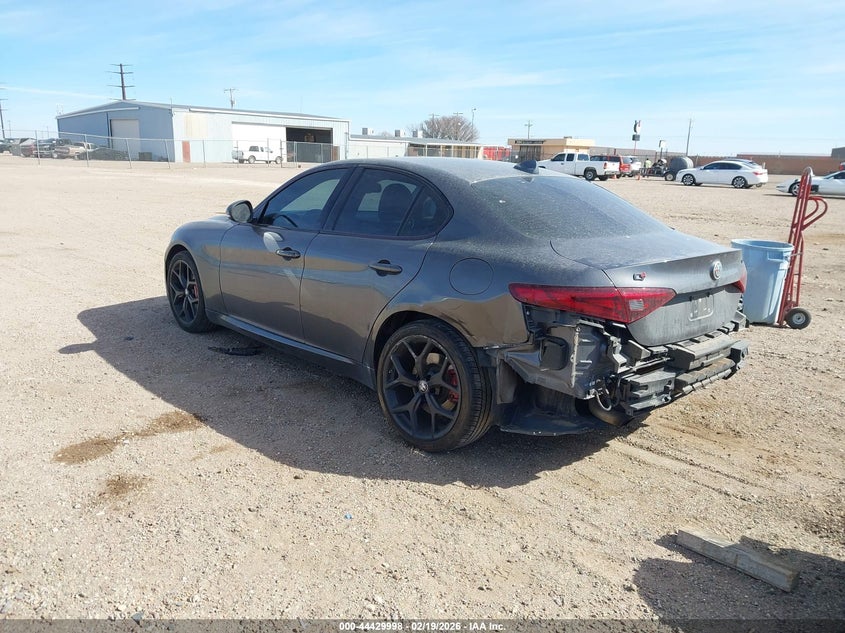 2019 Alfa romeo Giulia VIN ZARFANBN2K7612097 IAAI salvage auction — LEFT SIDE, Original (Texas), sold $4,500 on 2026-07-13 (photo 3)