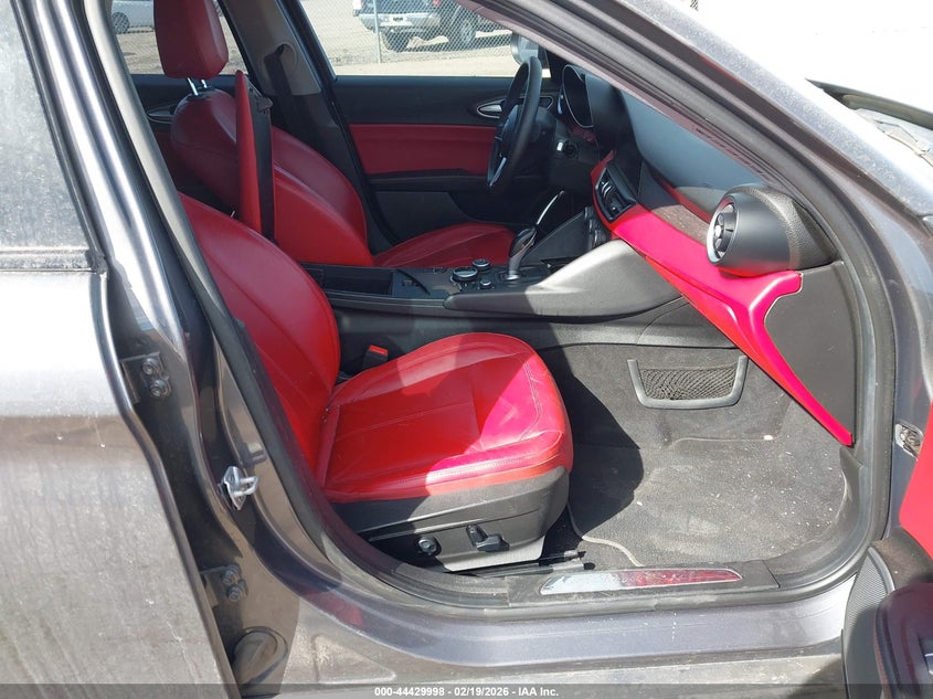 2019 Alfa romeo Giulia VIN ZARFANBN2K7612097 IAAI salvage auction — LEFT SIDE, Original (Texas), sold $4,500 on 2026-07-13 (photo 5)