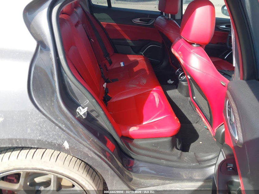 2019 Alfa romeo Giulia VIN ZARFANBN2K7612097 IAAI salvage auction — LEFT SIDE, Original (Texas), sold $4,500 on 2026-07-13 (photo 8)