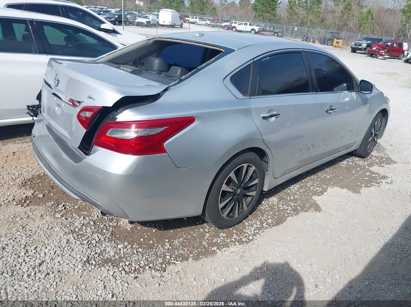 2018 Nissan Altima VIN 1N4AL3AP8JC173019 IAAI salvage auction — REAR END, Salvage Title, sold $1,050 on 2026-07-16 (photo 4)