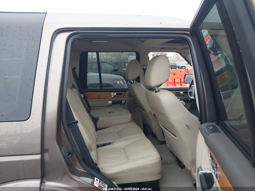 2012 Land rover Lr4 VIN SALAG2D46CA615880 IAAI salvage auction — LEFT SIDE, Salvage Title, sold $1,300 on 2026-07-29 (photo 8)