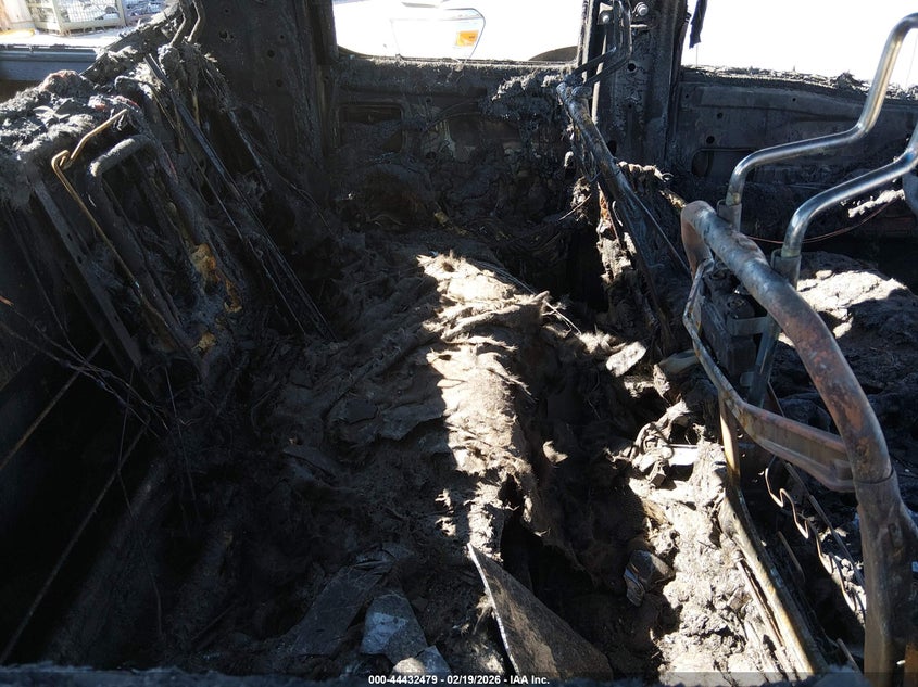 2024 Nissan Frontier VIN 1N6ED1EJ7RN659238 IAAI salvage auction — BURN, Non-Repairable (Texas), sold $150 on 2026-07-08 (photo 8)