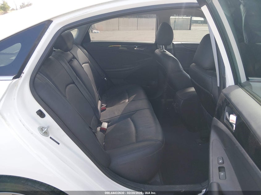 2013 Hyundai Sonata VIN 5NPEC4AB0DH646751 IAAI salvage auction — FRONT END, Salvage Title, sold $400 on 2026-07-23 (photo 8)