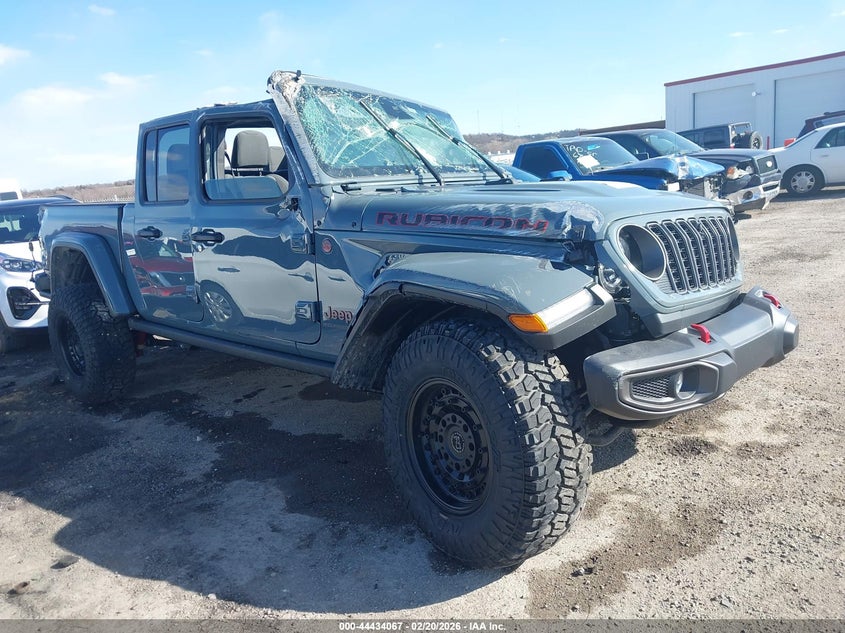 2025 Jeep Gladiator VIN 1C6RJTBG7SL530264 — IAAI salvage auction photo