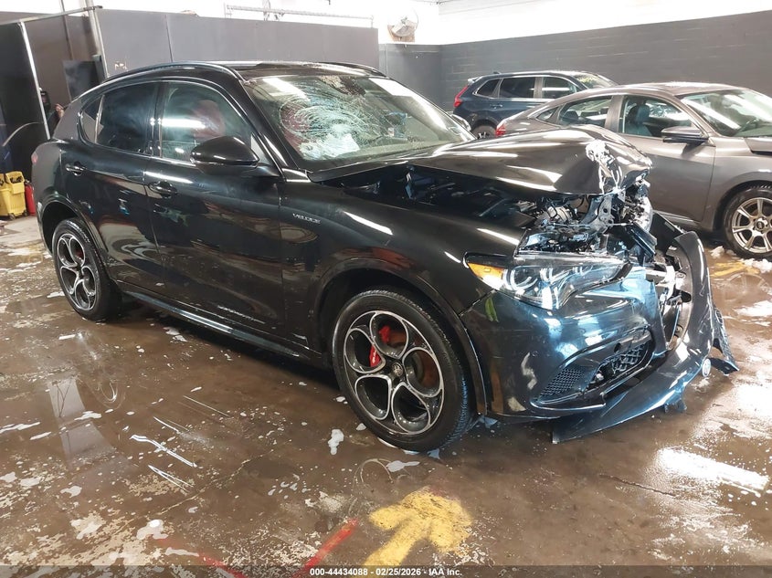 2024 Alfa romeo Stelvio VIN ZASPAKBN3R7D78809 IAAI salvage auction — FRONT END, Salvage Title, sold $4,650 on 2026-07-28 (photo 1)