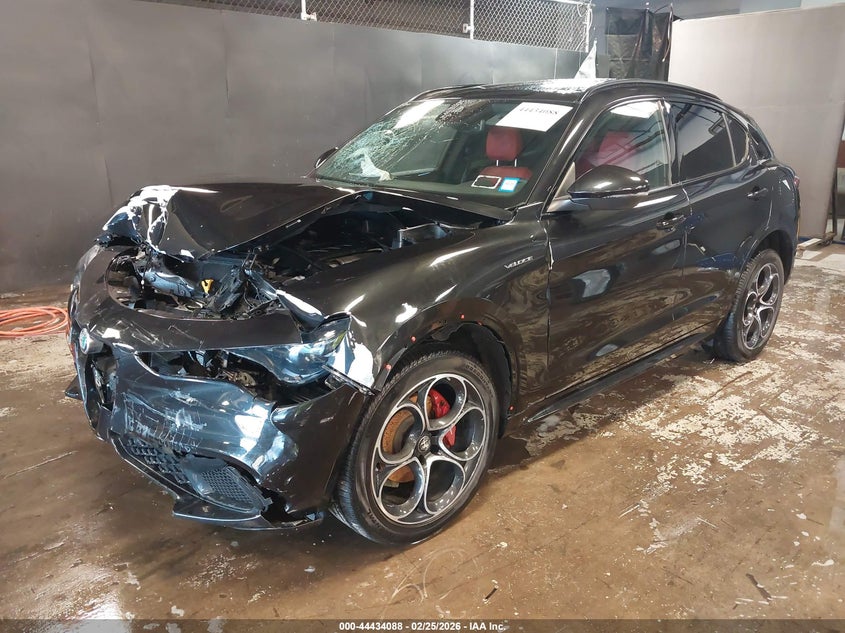 2024 Alfa romeo Stelvio VIN ZASPAKBN3R7D78809 IAAI salvage auction — FRONT END, Salvage Title, sold $4,650 on 2026-07-28 (photo 2)