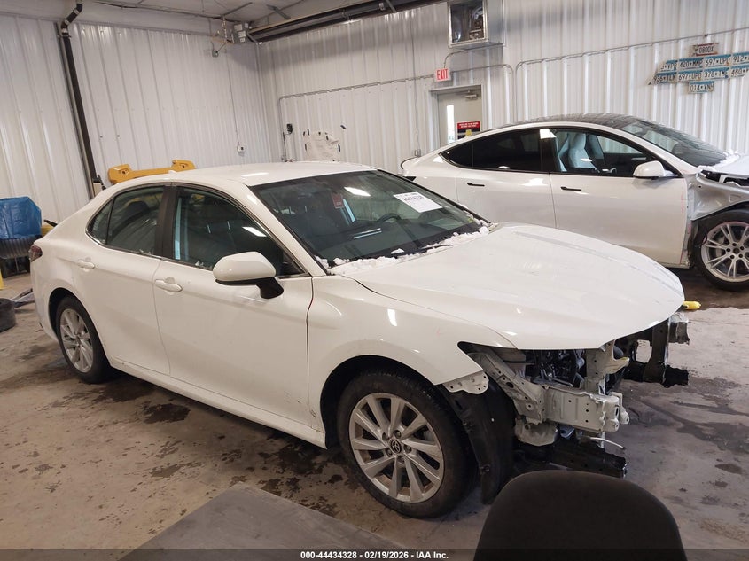 2022 Toyota Camry VIN 4T1C11AK9NU679388 IAAI salvage auction — FRONT END, Salvage (Minnesota), sold $6,300 on 2026-07-09 (photo 1)