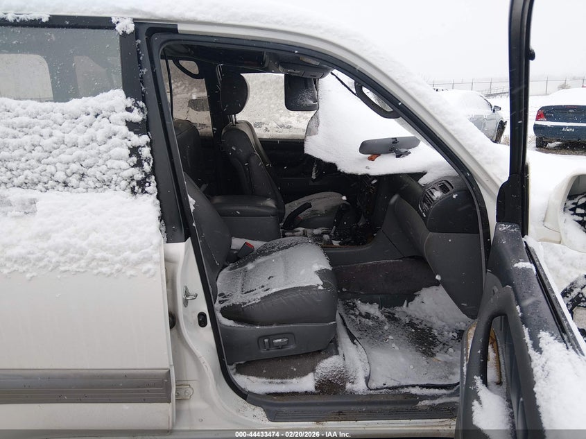 1999 Toyota Land cruiser VIN JT3HT05J8X0052650 IAAI salvage auction — FRONT END, Salvage (Colorado), sold $1,600 on 2026-07-31 (photo 5)