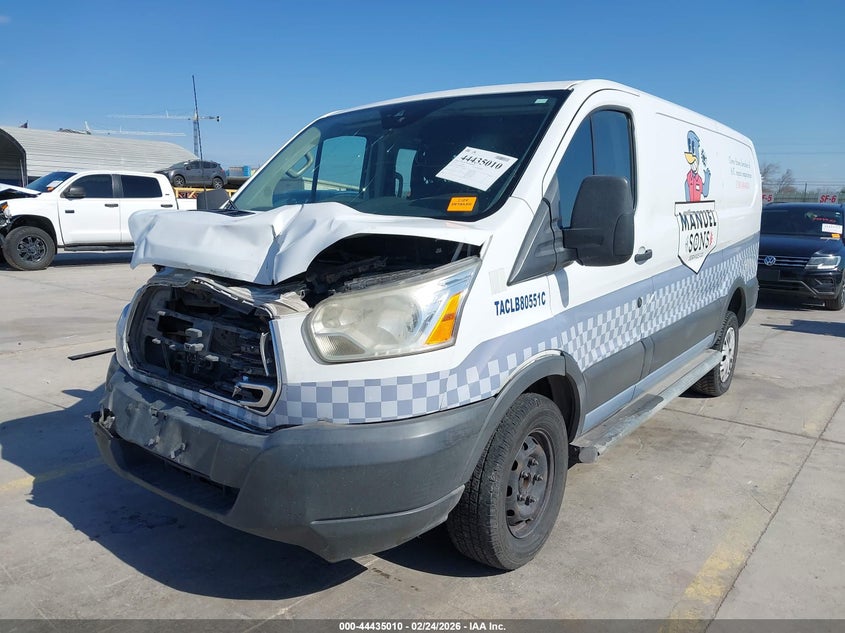 2017 Ford Transit VIN 1FTYR1YM7HKB10825 IAAI salvage auction — FRONT END, Salvage (Texas), sold $1,625 on 2026-08-31 (photo 2)