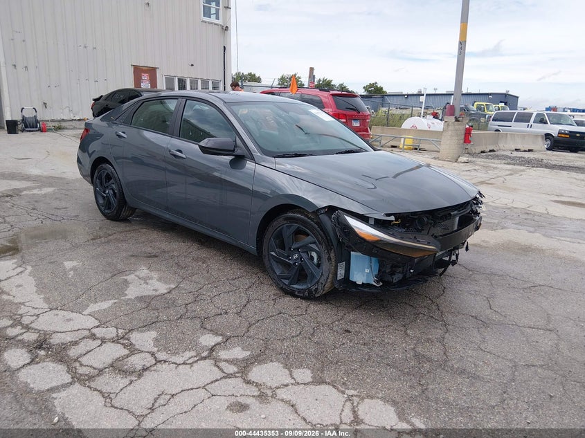 2026 Hyundai Elantra VIN KMHLM4DG5TU138819 — IAAI salvage auction photo