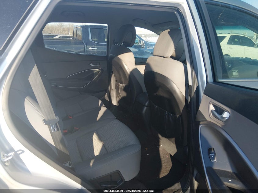 2018 Hyundai Santa fe VIN 5XYZT3LB5JG532269 IAAI salvage auction — FRONT END, Salvage (New Jersey), sold $2,350 on 2026-07-31 (photo 8)