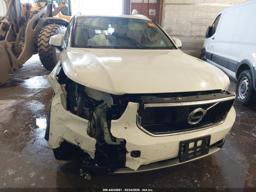 2019 Volvo Xc40 VIN YV4162XZ6K2010524 IAAI salvage auction — FRONT END, Salvage (Kentucky), sold $2,200 on 2026-07-18 (photo 6)