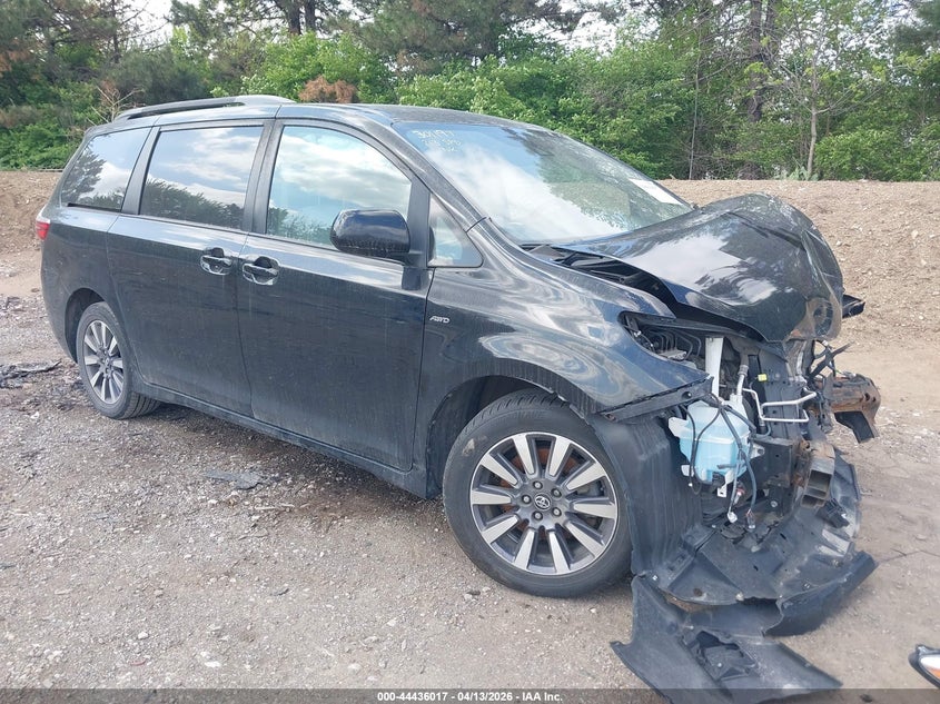 2020 Toyota Sienna VIN 5TDJZ3DC7LS237456 IAAI salvage auction — FRONT END, Wait Title, sold $2,200 on 2026-07-29 (photo 1)