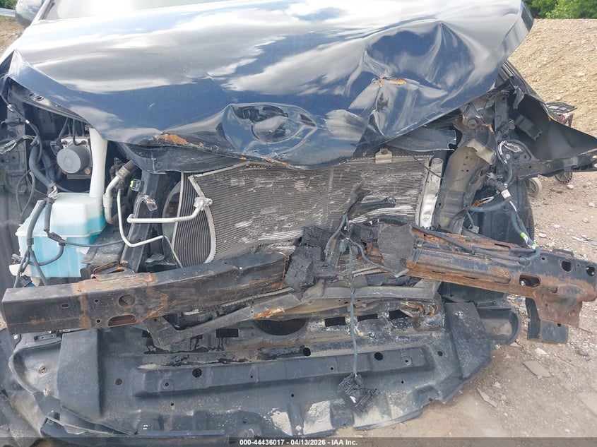 2020 Toyota Sienna VIN 5TDJZ3DC7LS237456 IAAI salvage auction — FRONT END, Wait Title, sold $2,200 on 2026-07-29 (photo 6)