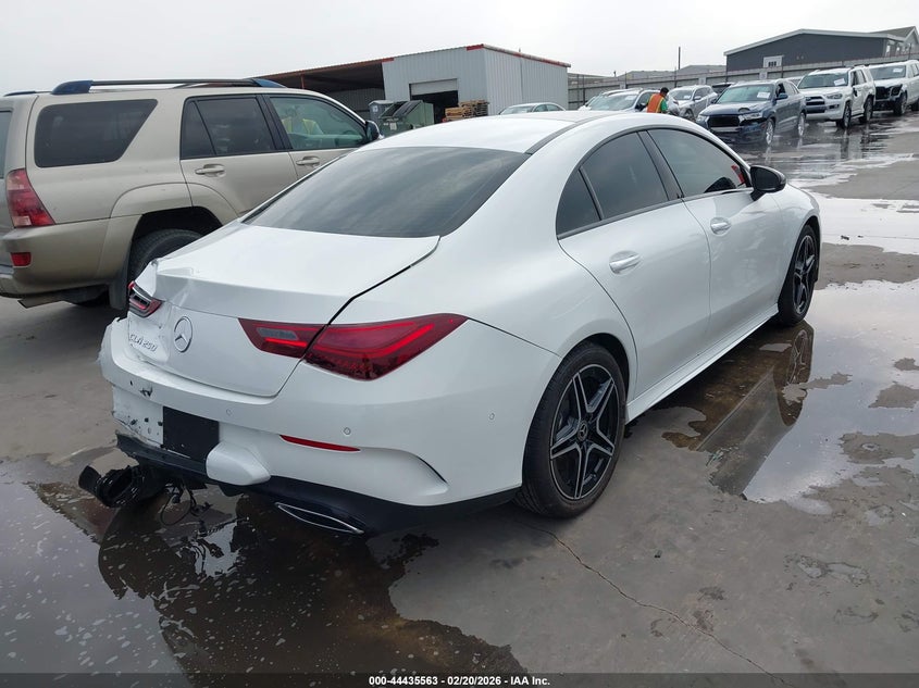 2024 Mercedes-benz VIN W1K5J4GBXRN456319 IAAI salvage auction — REAR END, Salvage Title, sold $14,700 on 2026-08-01 (photo 4)