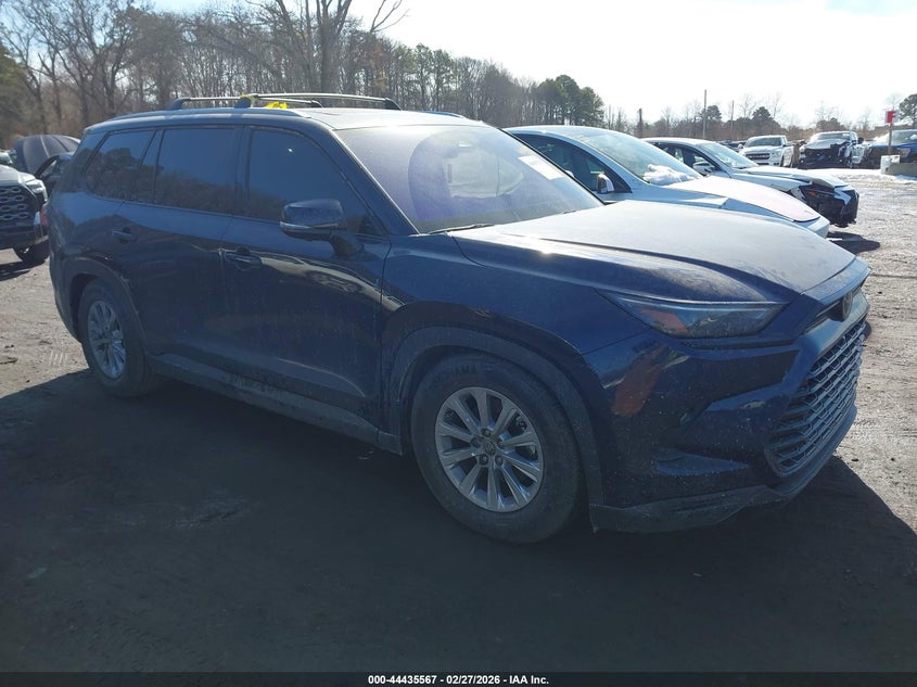 2024 Toyota Highlander VIN 5TDAAAB58RS070016 IAAI salvage auction — FRONT END, Salvage Title, sold $23,100 on 2026-07-21 (photo 1)
