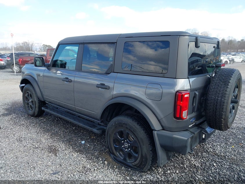 2022 Ford Bronco VIN 1FMDE5BH3NLB12540 IAAI salvage auction — REAR END, Salvage Title, sold $18,600 on 2026-07-04 (photo 3)