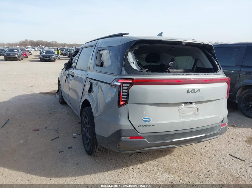 2025 Kia Carnival VIN KNDNE5KA2S6043720 IAAI salvage auction — ROLLOVER, Salvage (Texas), sold $11,400 on 2026-07-21 (photo 3)