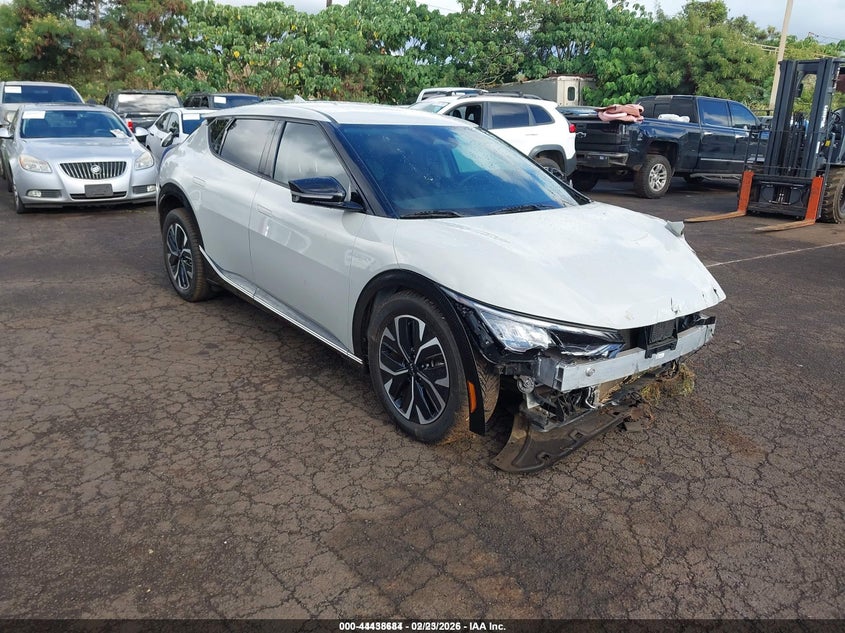2022 Kia Ev6 VIN KNDC34LA5N5077943 IAAI salvage auction — FRONT END, Salvage (Hawaii), sold $50 on 2026-07-14 (photo 1)
