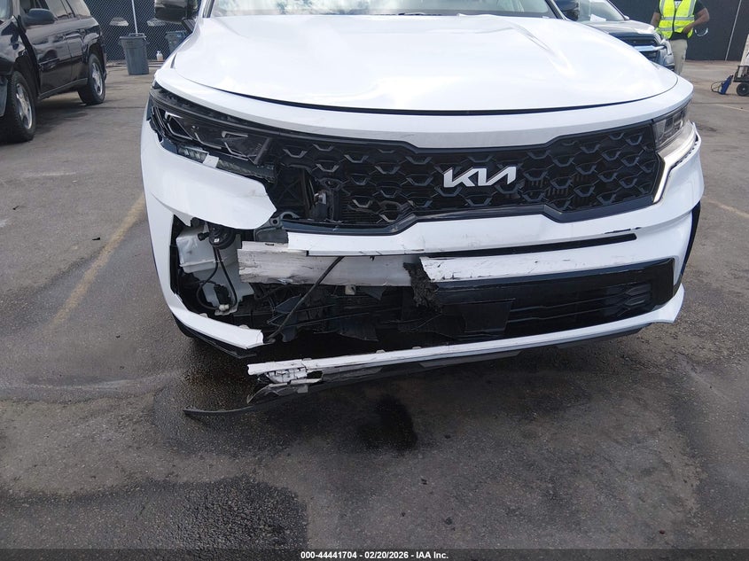 2023 Kia Sorento VIN 5XYRKDLF4PG195873 IAAI salvage auction — FRONT END, Salvage Title, sold $10,675 on 2026-07-29 (photo 6)